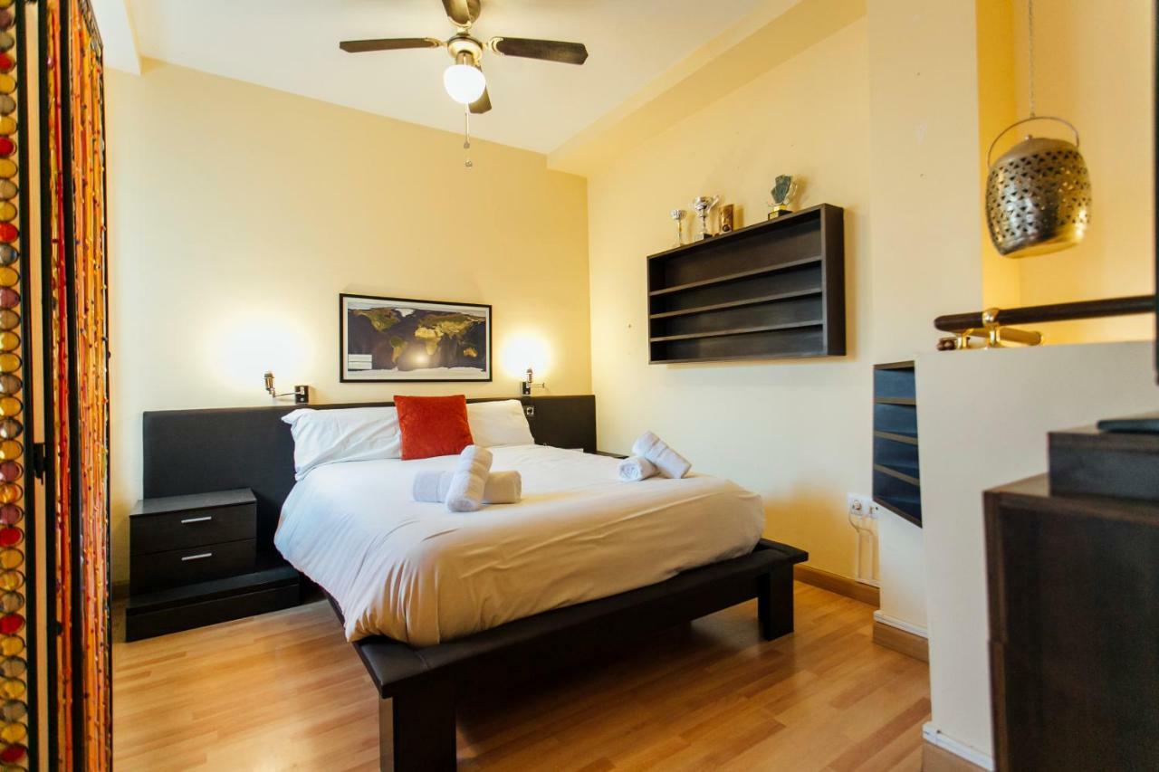Bright Duplex W/ Terrace Appartement Sevilla Buitenkant foto