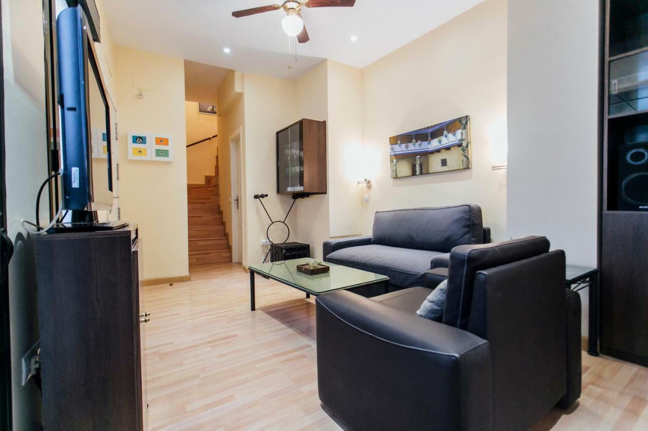 Bright Duplex W/ Terrace Appartement Sevilla Buitenkant foto