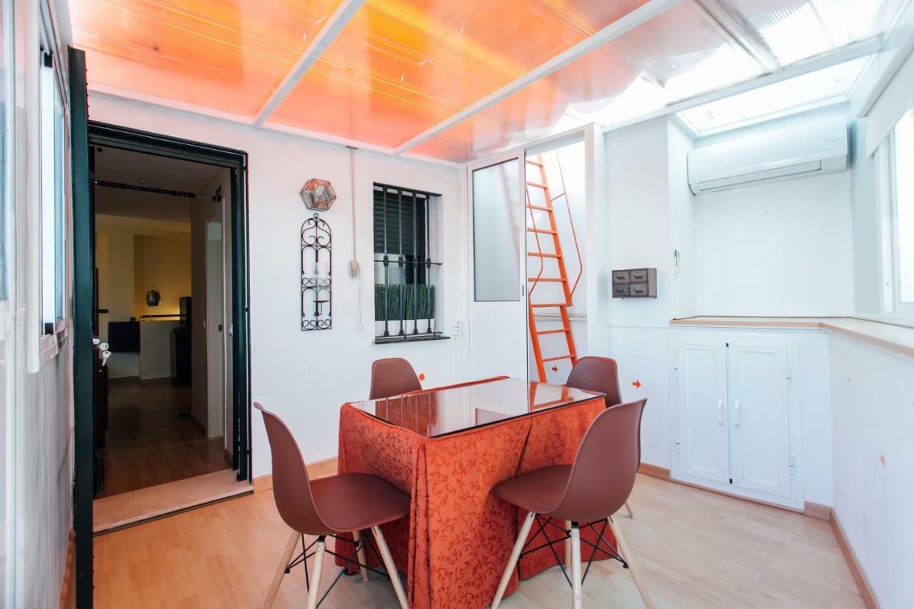 Bright Duplex W/ Terrace Appartement Sevilla Buitenkant foto
