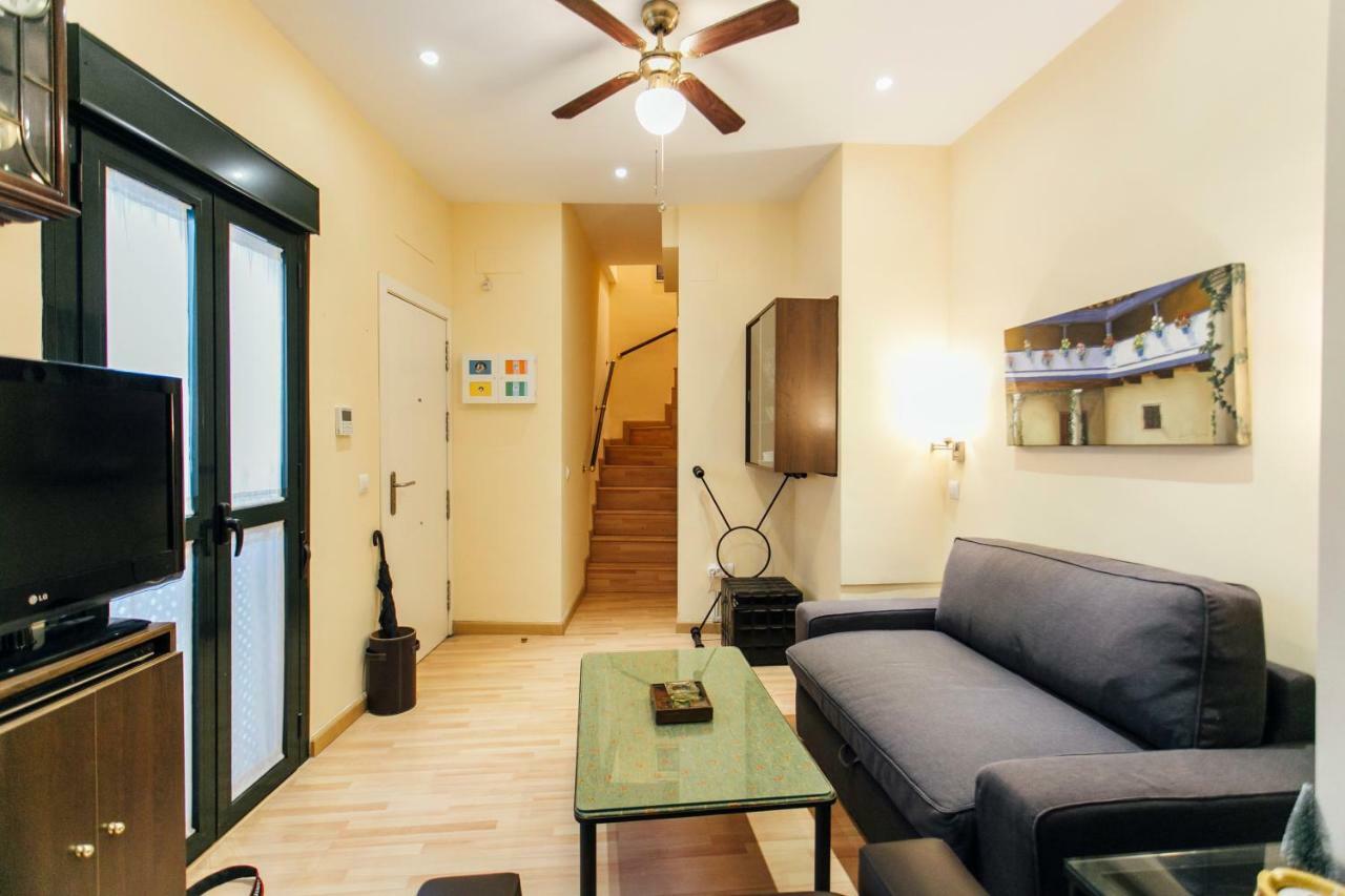 Bright Duplex W/ Terrace Appartement Sevilla Buitenkant foto